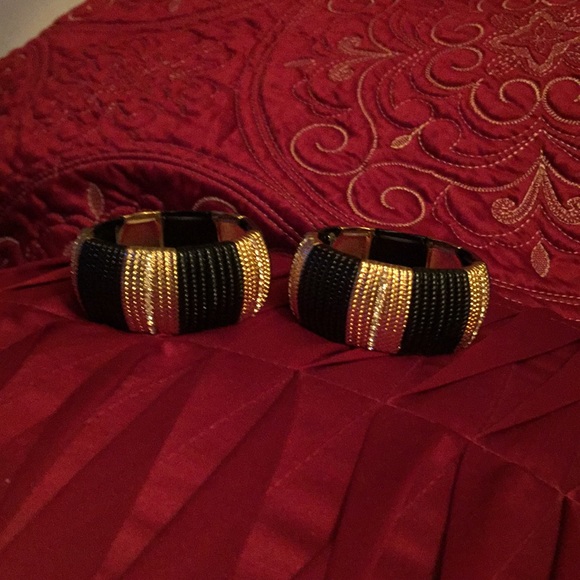 Bracelets - Picture 3 of 3